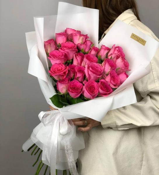 Монобукет сердце из розовых роз